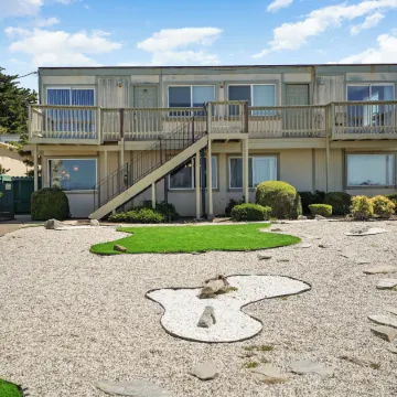 Mountain View 2BR Retreat with Private Deck