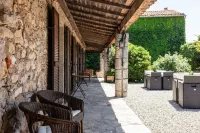 Le Barry du Grand Chemin Hotels in Le Caylar