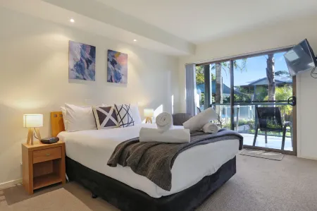 Sorrento Apartments Merimbula Отели в г. Меримбула