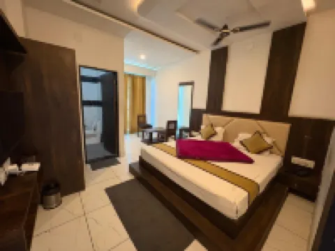 Shere Punjab Hotel & Restaurant