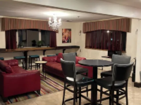 Broadway & Main Hotel Hoteles en Everett