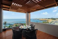 Ginger Diu Jalandhar Beach - Bars