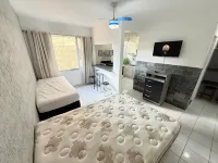 腳踏沙灘堡壘角