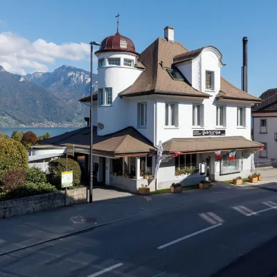 BERG & BERG APARTMENTS - Spiez Self-Check-in Hotels near Spiez Castle