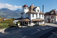 Berg & Berg Apartments - Spiez Self-Check-IN Hôtels à proximité de : Château de Spiez