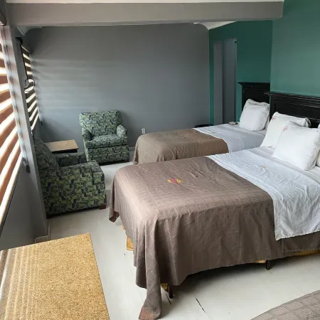 Hotel Yolanda