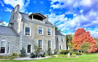 All Suites Whitney Manor Hoteles en Kingston