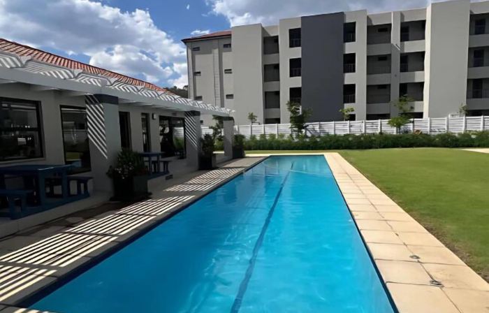 The Henlee Apartment Tocara