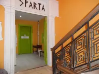 Zeus Hostel