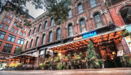 The Oliver Hotel Knoxville, by Oliver Отели рядом с достопримечательностью «Regal Riviera»