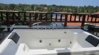 Ocean Spray Hotel a Manjakuppam