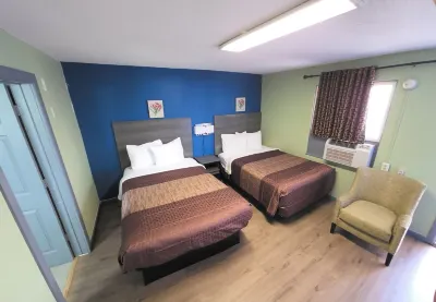 Plaza Motel