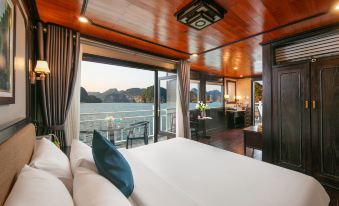 Arcady Boutique Cruise