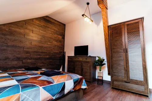 Galeria Grafit Apartments Hotels in Шура-Маре