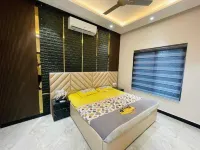Luxury Private Farmhouse Hotels near Leopard trail