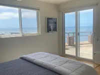 Tranquil Oceanfront Retreat with Breathtaking Views Hotels in Moss Beach
