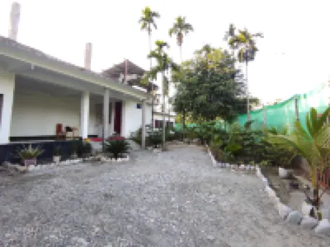 Homecation Manas River Rock Lodge Hotels in Baksa