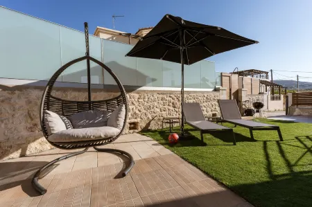 Villa Ismini 3 Bedrooms with Pool , Sea View and E-Car Charger