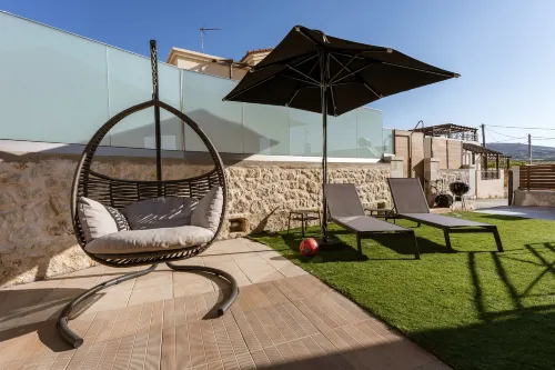 Villa Ismini 3 Bedrooms with Pool , Sea View and E-Car Charger