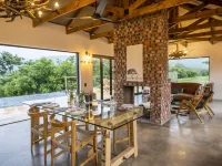 Sasi Bush Lodge Hotels in Uthukela DC