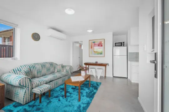 Cosy Cottesloe - Mount Wellington View - Free Parking - Free Wifi