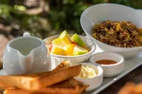 Governors Lodge Resort Hotel - breakfast