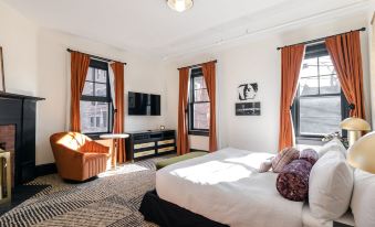 Hotel Thaxter