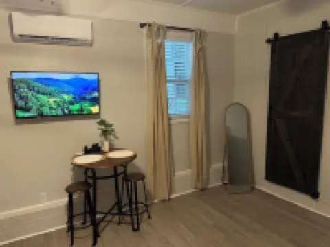 Modern And Spacious Studio Retreat