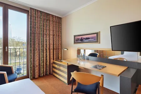 Lindner Hotel Leverkusen Bayarena Отели в г. Леверкузен