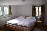 beautiful, detached holiday home in a quiet location Hotels in Donnersbergkreis