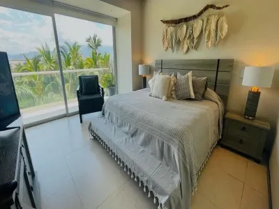Apartment on the beach, in Peninsila, PV Hotels in Zona Hotelera Norte