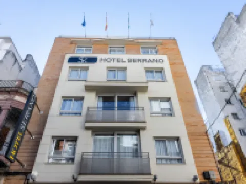 Hotel Serrano Hotels near Córdoba Train Station