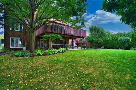 Spotless & Spacious 2BR/2BA Comfortably Sleeps 6