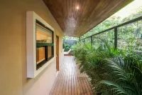 Modern villa North Santa Teresa walk to the beach