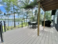 Lakefront Cabin with tons of trails!