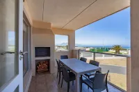 14 Big Bay Beach Club