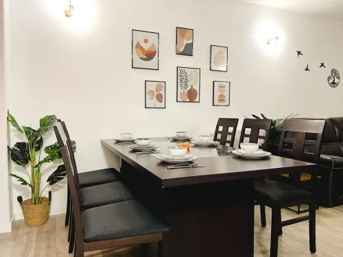 Appartement Proche Paris et Disneyland فنادق في تورسی