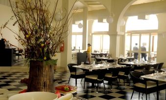 AlBander Hotel & Resort