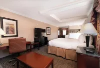Prestige Aberdeen Lodge Kamloops Hotel dekat Hidden Valley Mobile Park