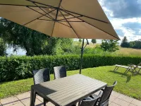 Idyllic natural oasis - pure tranquillity just 5 minutes' walk from the Müritz