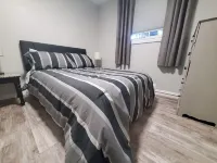 Modern Private 1Bdrm  Apt. w/Free Prkg + Fast Wi-Fi. Pet-Friendly! 수세인트마리 호텔