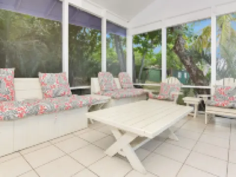 Plumbago - Paradise in the Bahamas with Ocean views Hotels in George Town