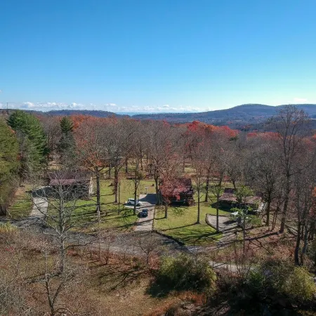 Valentine Drive Cabin 2