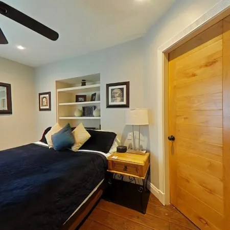 Wow! What a View!! Down Town Oceanfront Condo, Very Safe! Direct beach Access!