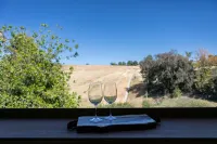 25% Off 28+Days +CentralOC+Safe and Peaceful Area+Beaches+Dog Friendly+Remodeled Hotels in Mission Viejo