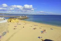 Fabulous Sea Views, Wi Fi, Walk to Restaurants and to Luz Blue Flag Beach