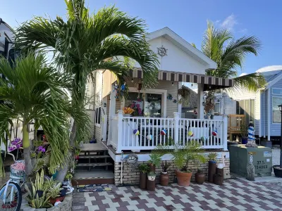 Delightful Water Front Tiny Home