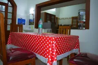 2-bedroom Villa/  Apartment/ Homestay in Chennai with WiFi, AC and Kitchen!
