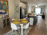 Valdosta Oasis: 2BR 2.5 BA near VSU and Downtown