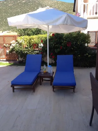 Luxury villa with private infinity pool and jacuzzi within 80metres of the sea Отели рядом с достопримечательностью «Kalamar Beach Club»